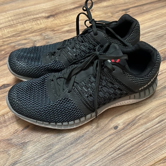 Reebok cross training shoe - Picture 2 of 7